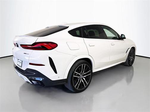 2023 BMW X6 xDrive40i
