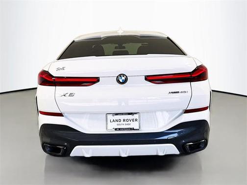 2023 BMW X6 xDrive40i