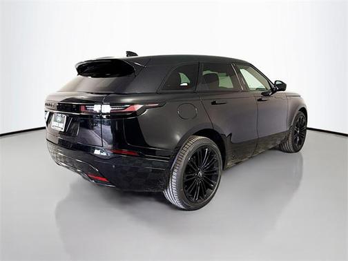 2026 Land Rover Range Rover Velar P400 Dynamic SE