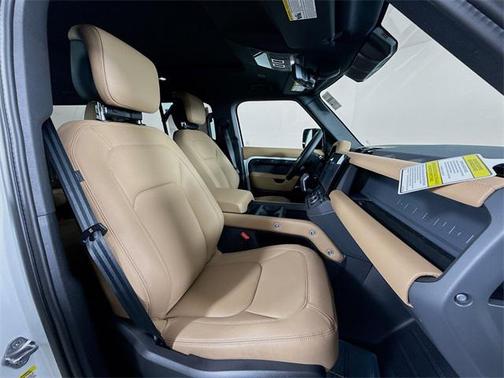 2026 Land Rover Defender P400 X-Dynamic SE