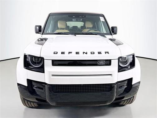 2026 Land Rover Defender P400 X-Dynamic SE