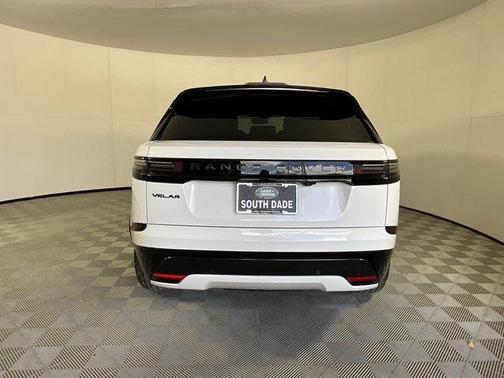 2026 Land Rover Range Rover Velar P250 SE R-Dynamic