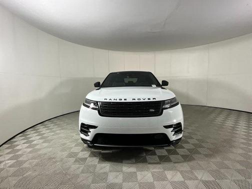 2026 Land Rover Range Rover Velar P250 SE R-Dynamic