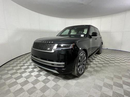 2025 Land Rover Range Rover P530 SE 7 Seat