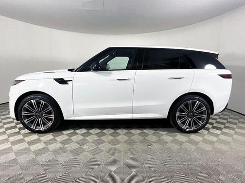 2025 Land Rover Range Rover Sport SE