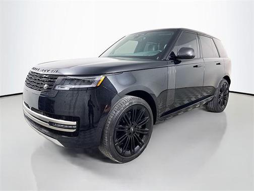 2025 Land Rover Range Rover P530 SE