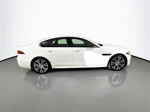 2024 Jaguar XF R-Dynamic SE P250 RWD Automatic