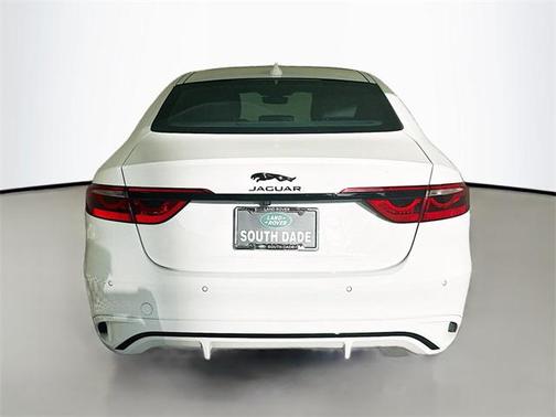 2024 Jaguar XF R-Dynamic SE P250 RWD Automatic