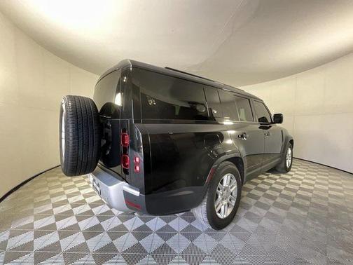 2024 Land Rover Defender 130 P300 S