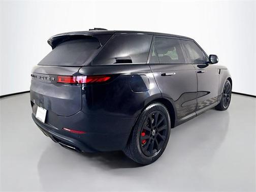 2024 Land Rover Range Rover Sport SE