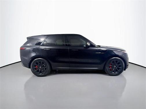 2024 Land Rover Range Rover Sport SE