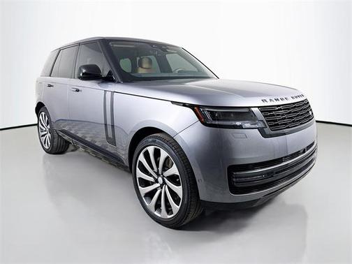 2025 Land Rover Range Rover P530 SE