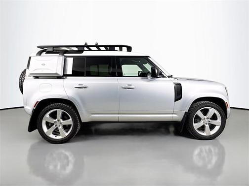 2022 Land Rover Defender 110 XS Edition