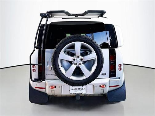 2022 Land Rover Defender 110 XS Edition