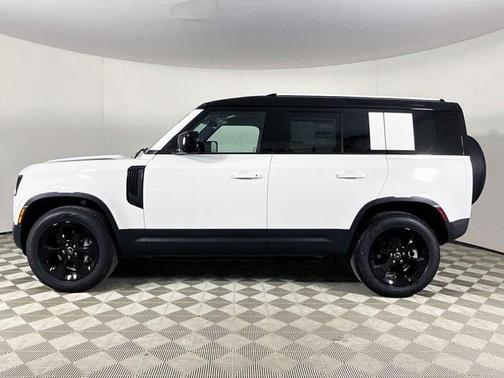 2025 Land Rover Defender 110 P400 S