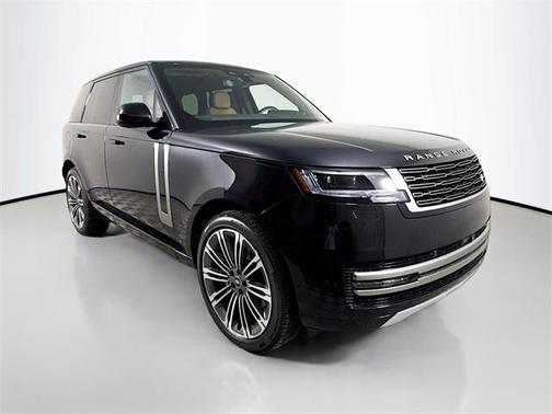 2025 Land Rover Range Rover P400 SE