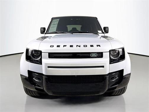 2024 Land Rover Defender X-Dynamic SE