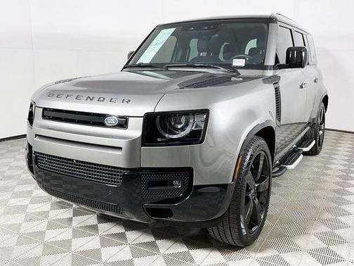 2024 Land Rover Defender 110 P400 X-Dynamic SE