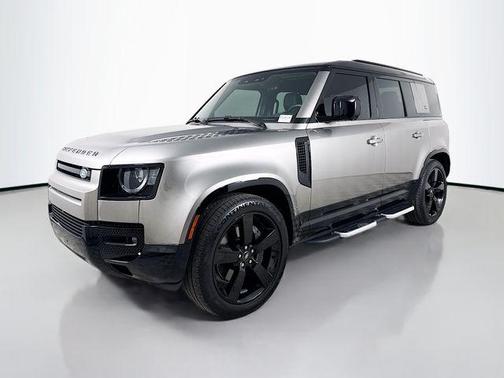 2024 Land Rover Defender 110 P400 X-Dynamic SE