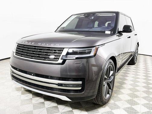 Gray 2022 Land Rover Range Rover P400 SE