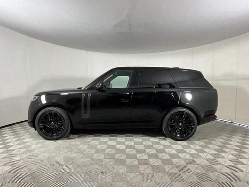 2023 Land Rover Range Rover P530 SE