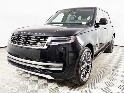 2025 Land Rover Range Rover P530 SE 7 Seat