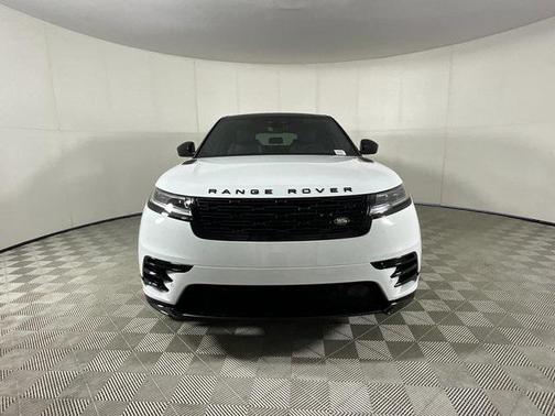 2026 Land Rover Range Rover Velar P250 SE R-Dynamic