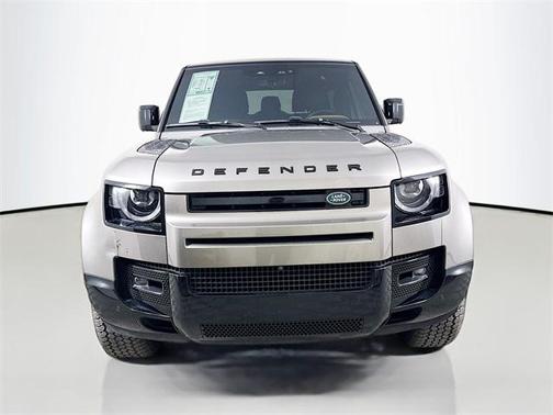 2024 Land Rover Defender 90 P400 X-Dynamic SE