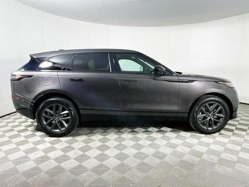 2026 Land Rover Range Rover Velar P250 SE R-Dynamic