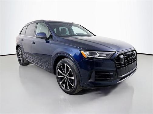 2023 Audi Q7 55 Premium Plus