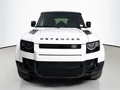 2025 Land Rover Defender 110 P500 X-Dynamic SE