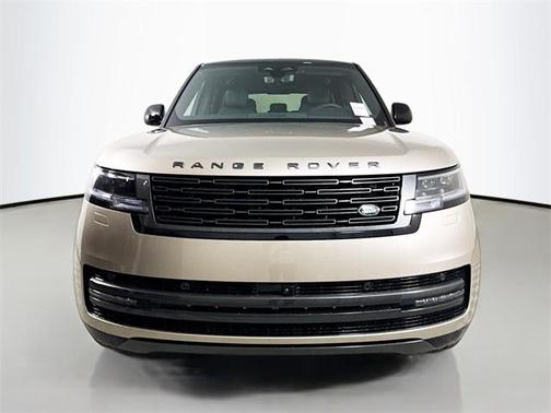 2025 Land Rover Range Rover P400 SE