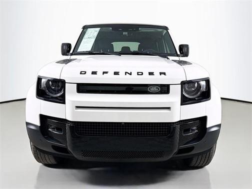 2023 Land Rover Defender 110 SE