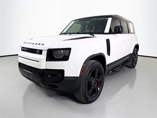 2023 Land Rover Defender 110 SE