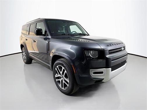 2025 Land Rover Defender 130 P300 S