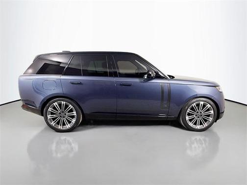 2025 Land Rover Range Rover P530 SE