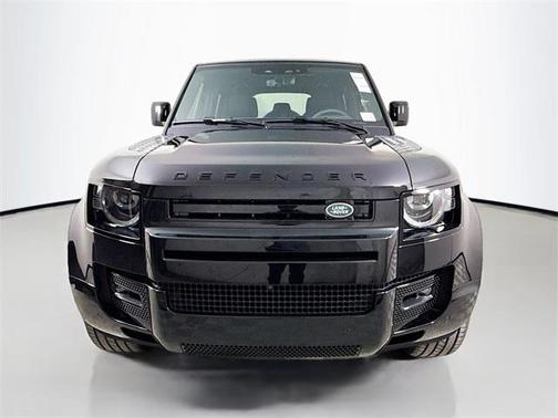 2025 Land Rover Defender 110 P400 X-Dynamic SE