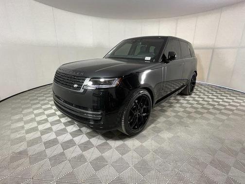 2025 Land Rover Range Rover P530 SE