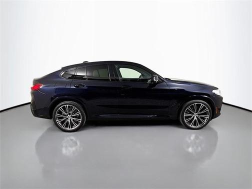 2022 BMW X4 xDrive30i
