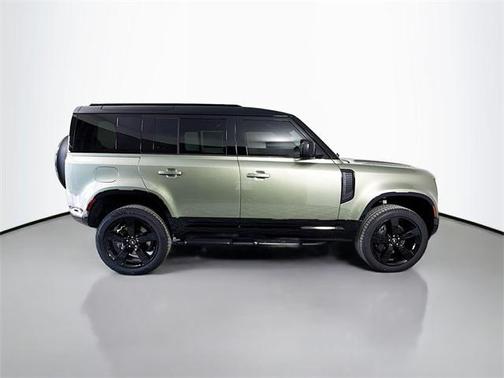 2025 Land Rover Defender 110 P400 X-Dynamic SE