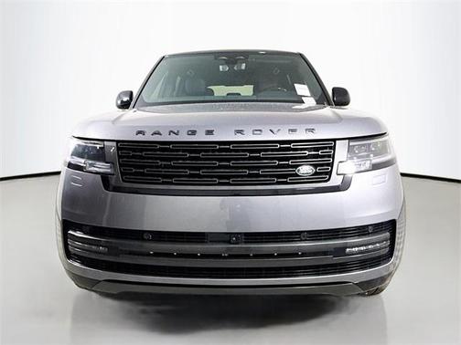 2025 Land Rover Range Rover P400 SE 7 Seat