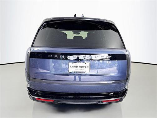 2026 Land Rover Range Rover P400 SE