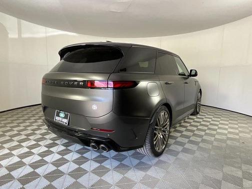 2025 Land Rover Range Rover Sport P635 SV Edition Two