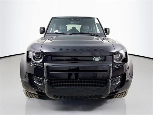 2025 Land Rover Defender 110 P500 X-Dynamic SE