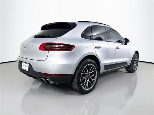 2018 Porsche Macan S