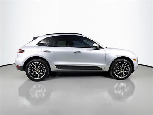 2018 Porsche Macan S