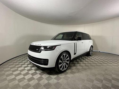 2025 Land Rover Range Rover P530 SE 7 Seat