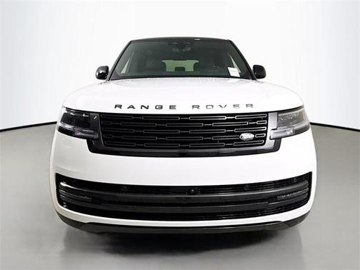 2025 Land Rover Range Rover P400 SE 7 Seat