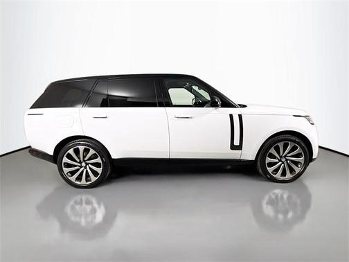 2025 Land Rover Range Rover P530 Autobiography