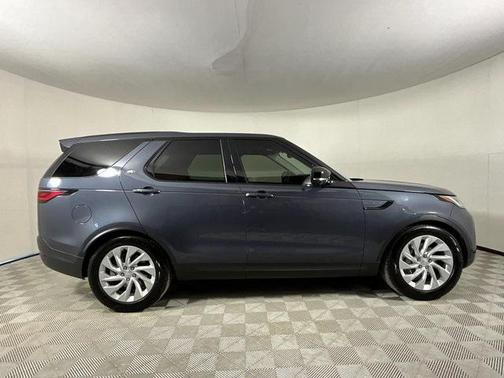 2024 Land Rover Discovery P300 S